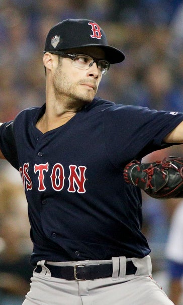 AP source: Joe Kelly, Dodgers agree to $25M, 3-year contract